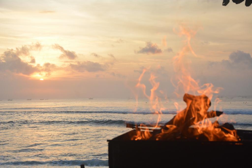 Отель Santai Warung Bali Джимбаран Экстерьер фото