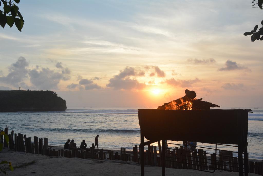 Отель Santai Warung Bali Джимбаран Экстерьер фото